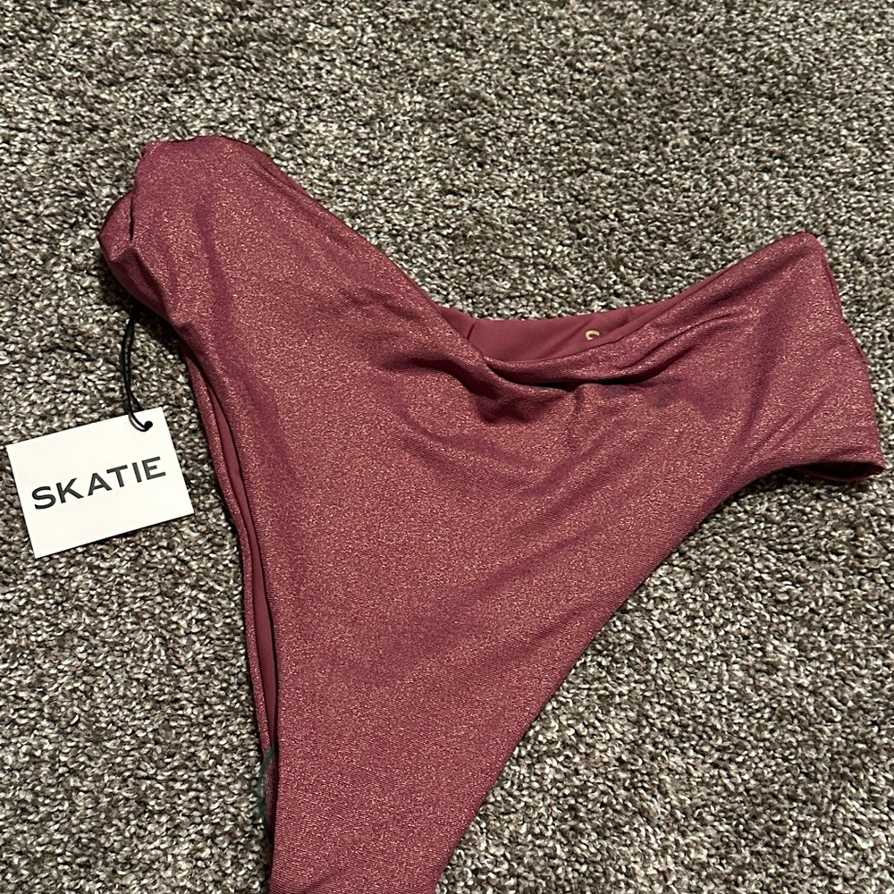 Skatie Melly Bottoms NWT